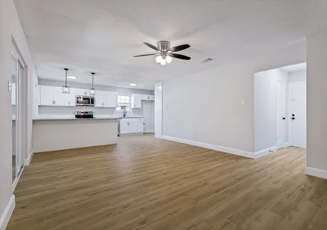 Photo 3 of Sale Pending at 7821 Kermit Ave, Fort Worth, TX 76116 | MLS# 21312058 | Listing updated on 2026-07-27