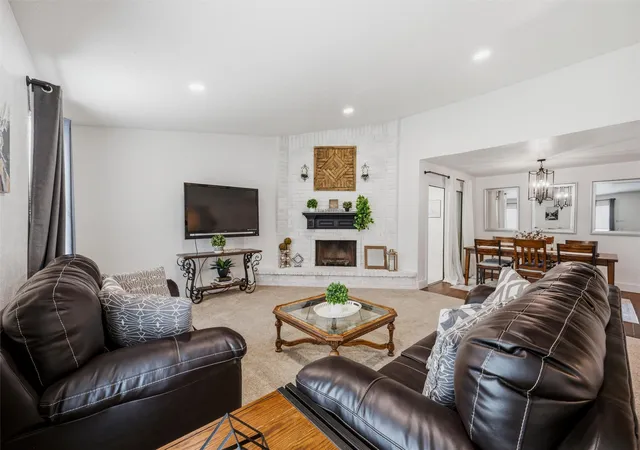 Photo 4 of Single family home for sale at 408 Shadowcrest Ln, Coppell, TX 75019 | MLS# 21312549 | Listing updated on 2026-09-24