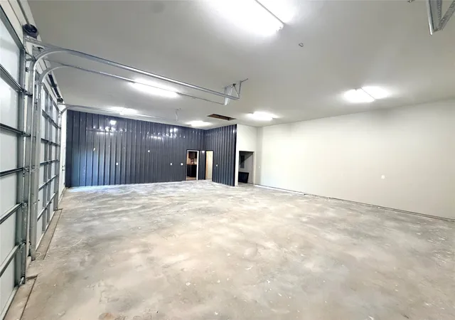 Photo 27 of Single family home for sale at 1053 Bluff Creek Dr, Strawn, TX 76475 | MLS# 21313347 | Listing updated on 2026-09-25