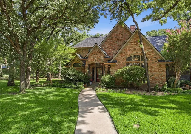 1st image of 3379 Forest Glen Dr, Corinth, TX 76210 | MLS# 21311920