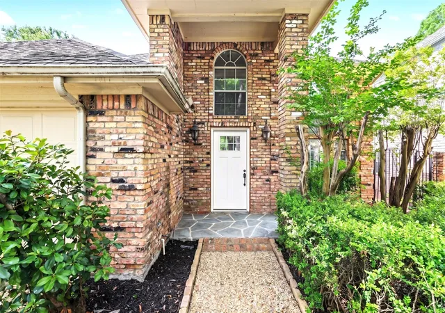 Photo 3 of Single family home for sale at 6701 Clear Springs Cir, Garland, TX 75044 | MLS# 21311976 | Listing updated on 2026-08-22