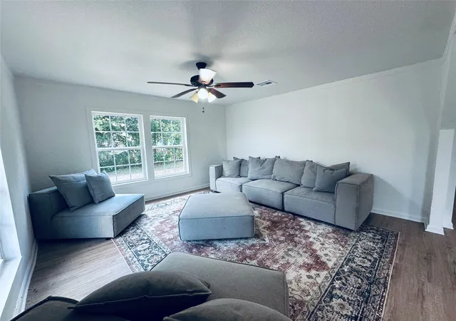 Photo 1 of Single family home for sale at 1007 N Lane St, Comanche, TX 76442 | MLS# 21313451 | Listing updated on 2026-09-21