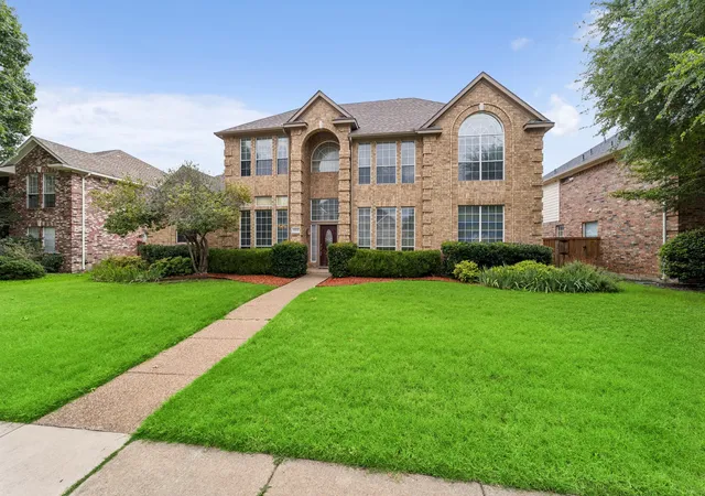 Photo 2 of Sale Pending at 5208 Laser Ln, Plano, TX 75023 | MLS# 21280630 | Listing updated on 2026-08-31