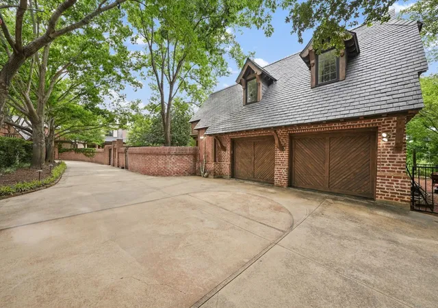 Photo 4 of Sale Pending at 3820 Touraine Dr, Frisco, TX 75034 | MLS# 21312790 | Listing updated on 2026-07-11