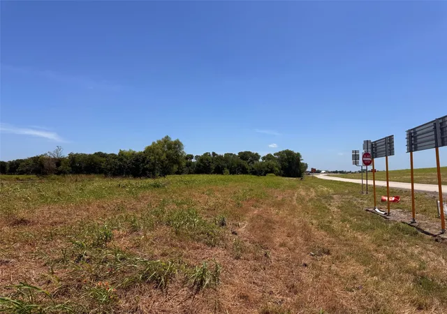 Photo 3 of Land for sale at 12101 Us Hwy 175, Seven Points, TX 75143 | MLS# 21313046 | Listing updated on 2026-08-22