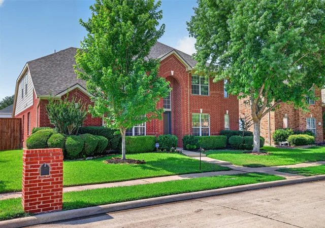 Photo 2 of Sale Pending at 4481 White Rock Ln, Plano, TX 75024 | MLS# 21313365 | Listing updated on 2026-07-10