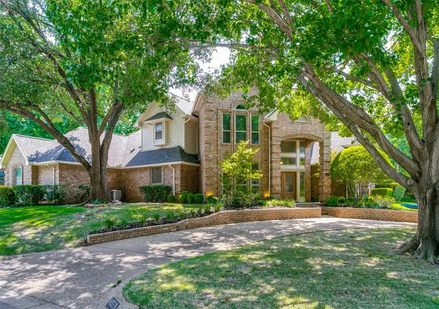 Homes for sale in Colleyville, TX | 4313 Pembrooke Pkwy N, Colleyville, TX 76034 | MLS# 21312834
