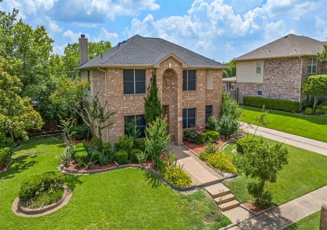 Photo 2 of Single family home for sale at 3341 Pecan Shadow Wy, Mesquite, TX 75181 | MLS# 21313443 | Listing updated on 2026-08-22