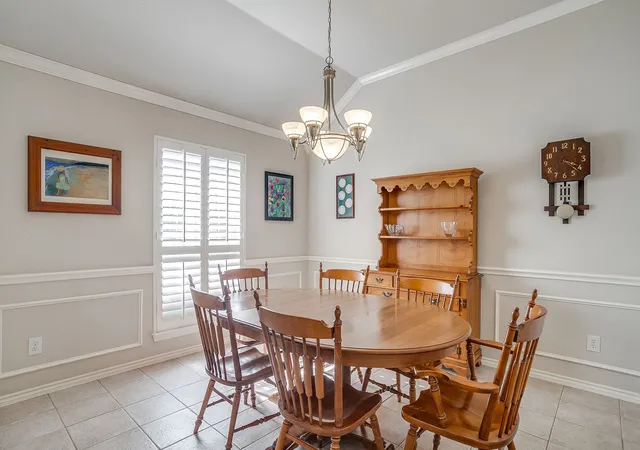 Photo 3 of Sale Pending at 1100 Andromeda Wy, Arlington, TX 76013 | MLS# 21313438 | Listing updated on 2026-07-28
