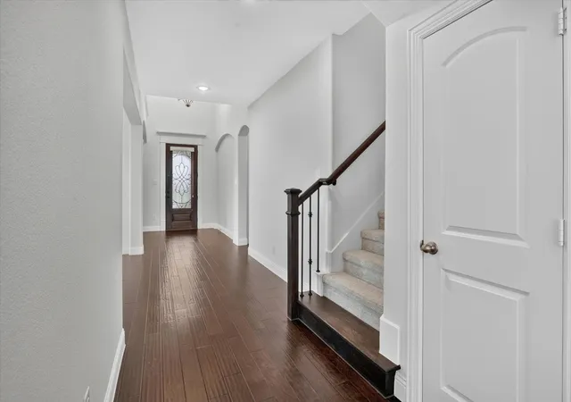 Photo 4 of Sale Pending at 11367 Misty Ridge Dr, Roanoke, TX 76262 | MLS# 21309169 | Listing updated on 2026-07-24