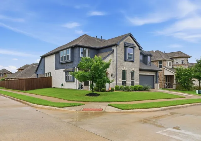 Photo 2 of Single family home for sale at 1720 Benny Ln, Little Elm, TX 75068 | MLS# 21309845 | Listing updated on 2026-07-08