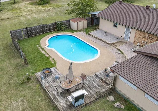 Homes for sale in Springtown, TX | 704 Land Of Goshen Dr, Springtown, TX 76082 | MLS# 21313324