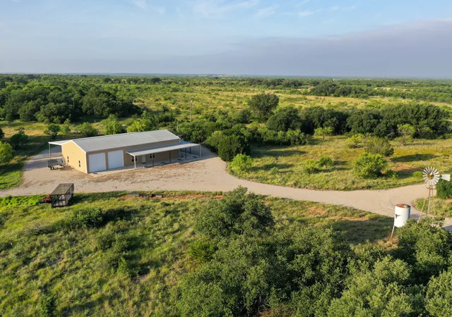 Homes for sale in Bangs, TX | 7107 County Road 170, Bangs, TX 76823 | MLS# 21308227