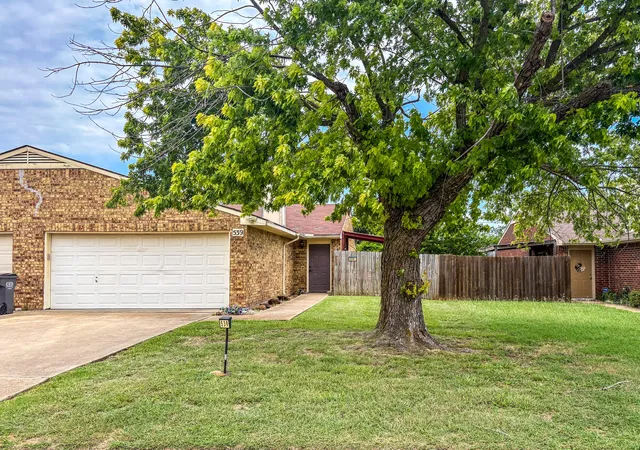 Homes for sale in Red Oak, TX | 539 Bluebird Ln, Red Oak, TX 75154 | MLS# 21312651