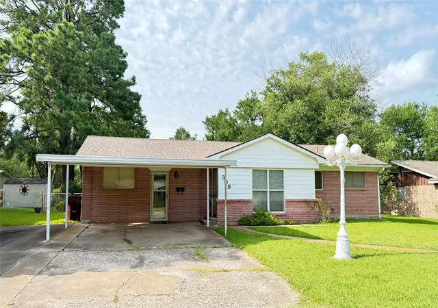 Homes for sale in Bonham, TX | 309 Glen Oaks, Bonham, TX 75418 | MLS# 21313069