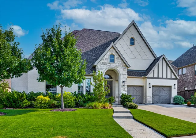 Photo 2 of Single family home for sale at 2170 Ivywood Ln, Prosper, TX 75078 | MLS# 21313734 | Listing updated on 2026-09-04