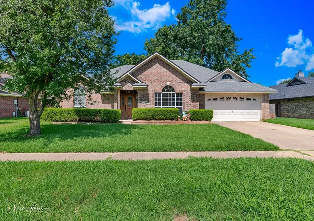 Photo 1 of Single family home for sale at 4906 General Rusk Dr, Bossier City, LA 71112 | MLS# 21310105 | Listing updated on 2026-08-30