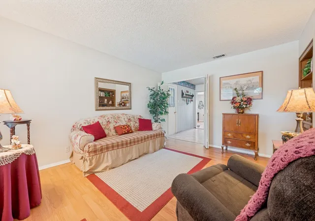 Photo 4 of Single family home for sale at 1604 Pleasant Run Rd, Carrollton, TX 75006 | MLS# 21313771 | Listing updated on 2026-08-22