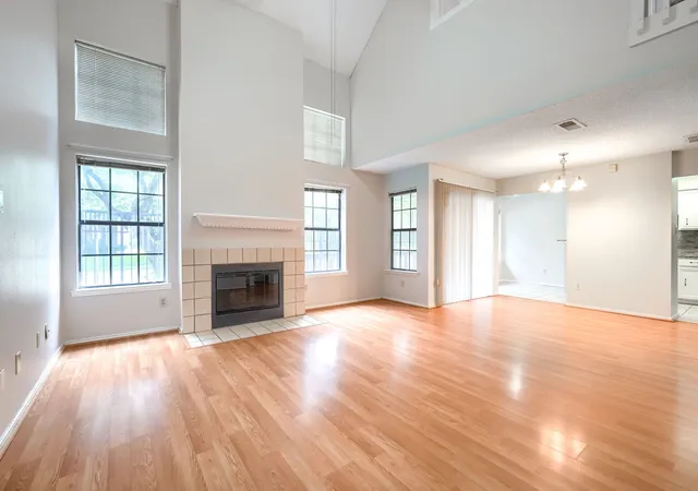 Homes for sale in Irving, TX | 406 Santa Fe Trl #45, Irving, TX 75063 | MLS# 21313687