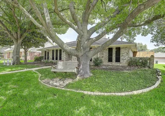 Photo 2 of Single family home for sale at 2225 Stone Creek Dr, Plano, TX 75075 | MLS# 21296278 | Listing updated on 2026-08-24