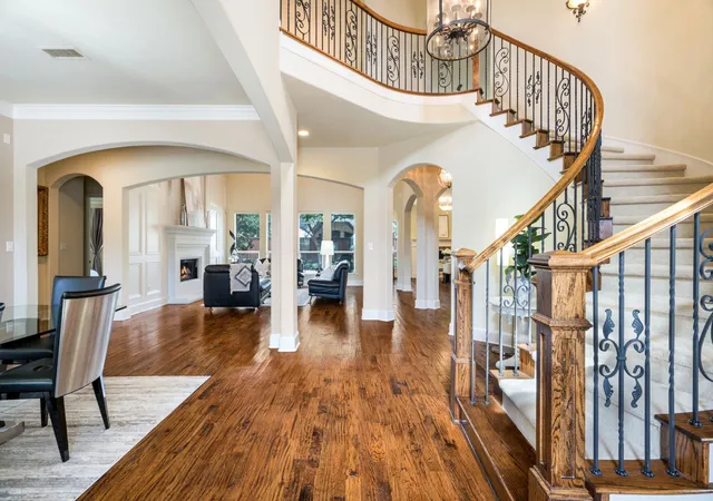 Photo 3 of Sale Pending at 3920 Briar Tree Ln, Frisco, TX 75034 | MLS# 21312430 | Listing updated on 2026-10-07