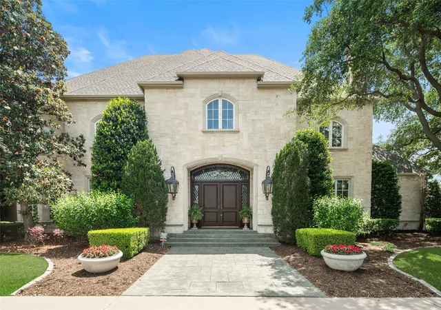 Photo 2 of Mansion for sale at 2025 Creekridge Dr, Frisco, TX 75034 | MLS# 21309491 | Listing updated on 2026-09-03