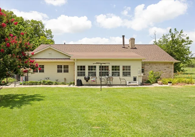 Photo 2 of Single family home for sale at 4210 Waples Rd, Granbury, TX 76049 | MLS# 21313807 | Listing updated on 2026-08-22