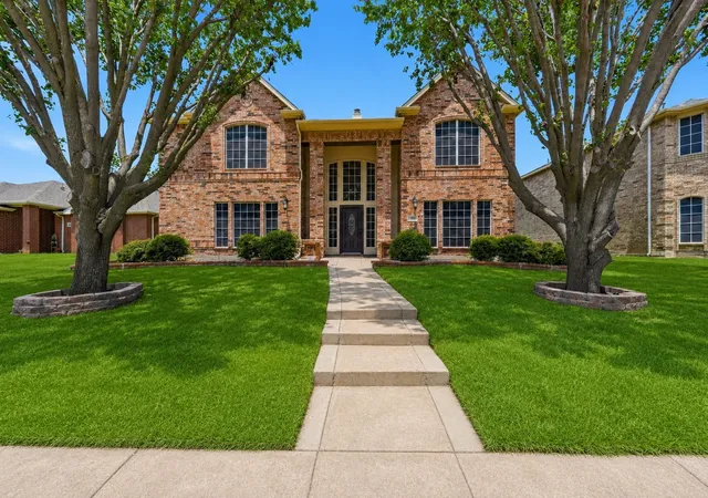 Photo 1 of Sale Pending at 133 Blanchard Dr, Rockwall, TX 75032 | MLS# 21313489 | Listing updated on 2026-08-22