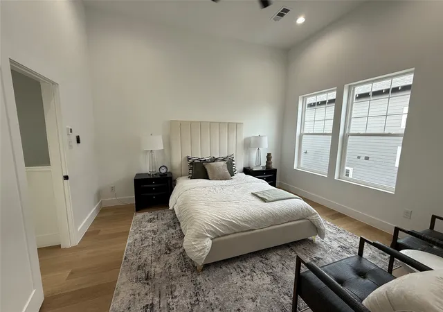4th image of 629 N Tyler St #101-108, Dallas, TX 75208 | MLS# 21313846