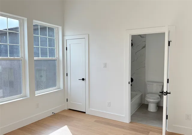 9th image of 629 N Tyler St #101-108, Dallas, TX 75208 | MLS# 21313846