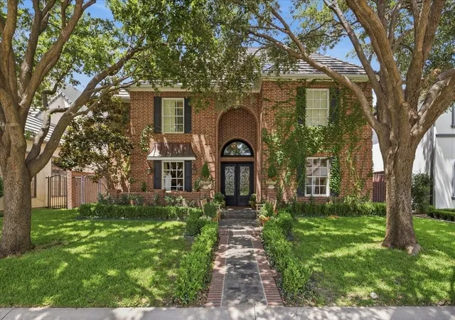 Photo 2 of Single family home for sale at 628 Deloache St, Westworth Village, TX 76114 | MLS# 21311620 | Listing updated on 2026-08-22