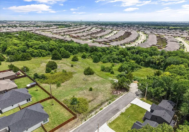 Homes for sale in Glenn Heights, TX | 120 Lakeshore Ln, Glenn Heights, TX 75154 | MLS# 21313849