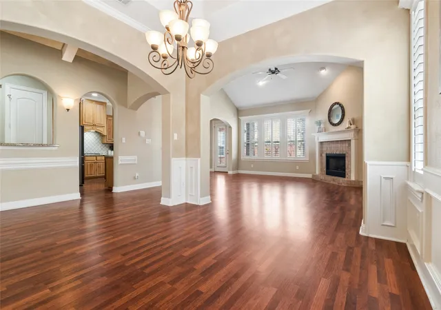 Photo 3 of Single family home for sale at 6411 Tuscany Park Dr, Arlington, TX 76016 | MLS# 21313794 | Listing updated on 2026-08-22