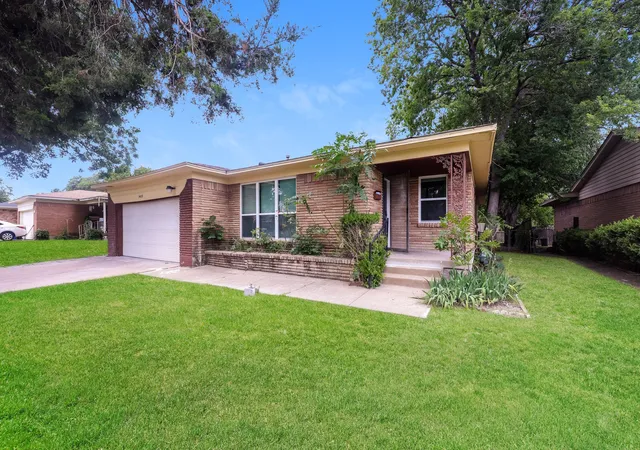Photo 2 of Single family home for sale at 3408 Loganwood Dr, Dallas, TX 75227 | MLS# 21310993 | Listing updated on 2026-07-28