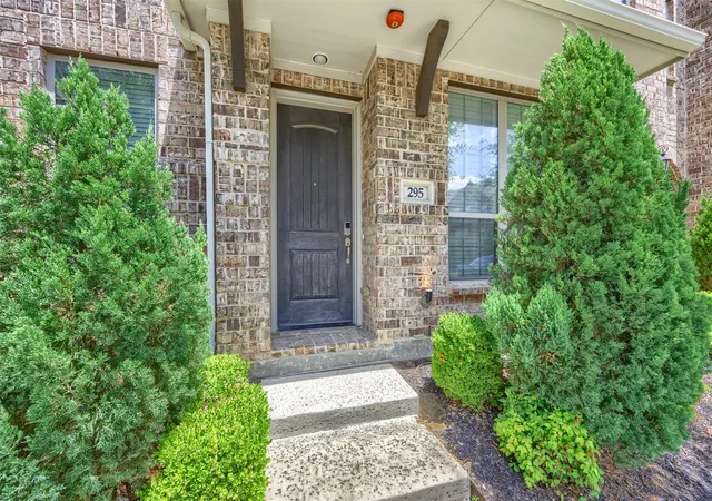 Photo 2 of Condo for sale at 295 Scotia St, Lewisville, TX 75056 | MLS# 21313909 | Listing updated on 2026-08-28