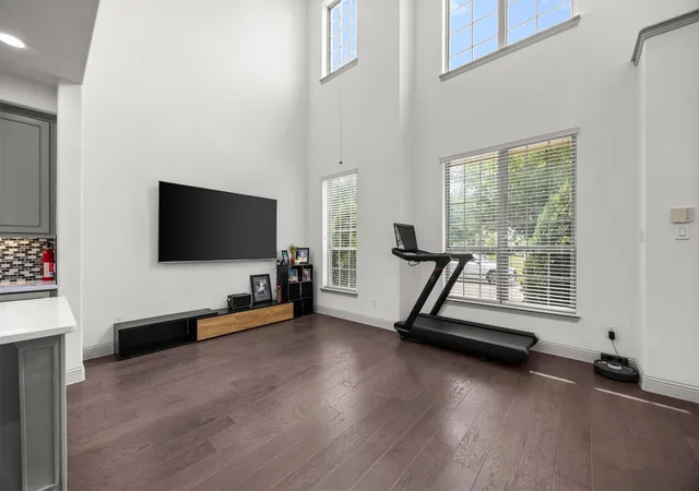 Photo 3 of Condo for sale at 295 Scotia St, Lewisville, TX 75056 | MLS# 21313909 | Listing updated on 2026-09-30