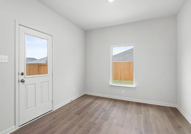 Photo 3 of Sale Pending at 9628 Stranton Dr, Fort Worth, TX 76140 | MLS# 21313913 | Listing updated on 2026-08-25