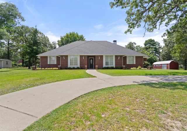Homes for sale in Lindale, TX | 17681 Huckleberry Cir, Lindale, TX 75771 | MLS# 21313921