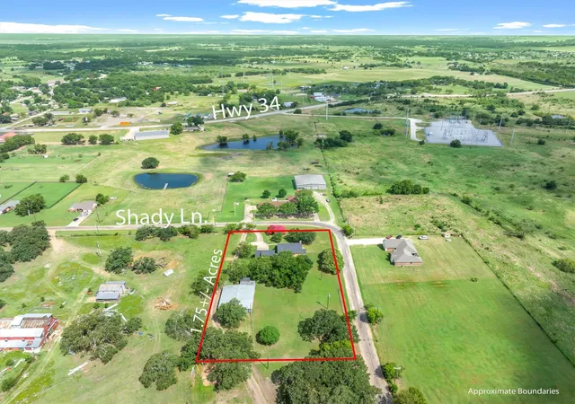 Photo 3 of Single family home for sale at 7871 Shady Ln, Scurry, TX 75158 | MLS# 21311556 | Listing updated on 2026-09-24