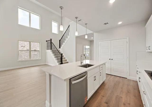 Photo 3 of Single family home for sale at 1070 Birdie St, Gunter, TX 75058 | MLS# 21313470 | Listing updated on 2026-10-06