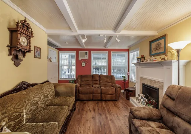 Photo 4 of Single family home for sale at 9953 Greentree Ln, Wills Point, TX 75169 | MLS# 21313892 | Listing updated on 2026-10-01
