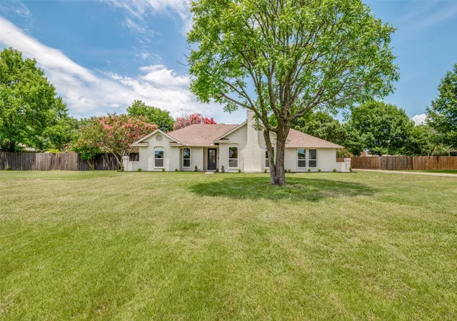 Homes for sale in Red Oak, TX | 109 Shadow Dr, Red Oak, TX 75154 | MLS# 21313950