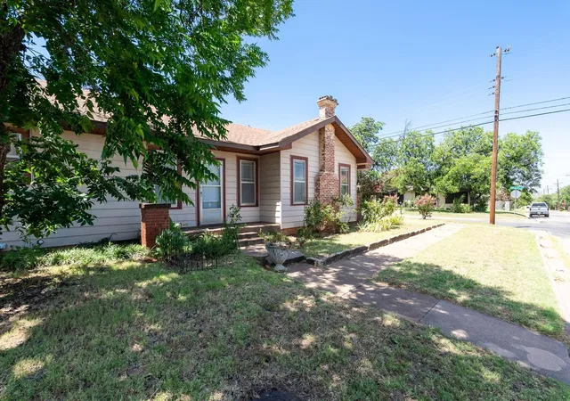 4th image of 2041 Swenson St, Abilene, TX 79603 | MLS# 21313984