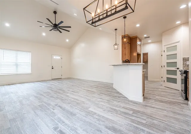 Photo 3 of Single family home for sale at 710 N Post Oak St, Dublin, TX 76446 | MLS# 21313314 | Listing updated on 2026-09-22