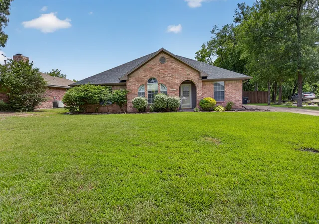 Homes for sale in Greenville, TX | 10520 Woodland Dr, Greenville, TX 75402 | MLS# 21313967