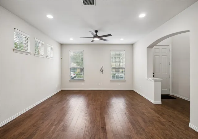 Photo 3 of Townhouse for sale at 631 Matthew Pl, Richardson, TX 75081 | MLS# 21311954 | Listing updated on 2026-08-23