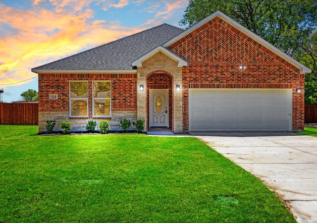 Photo 3 of Single family home for sale at 114 Miller Rd, Kemp, TX 75143 | MLS# 21312639 | Listing updated on 2026-09-22