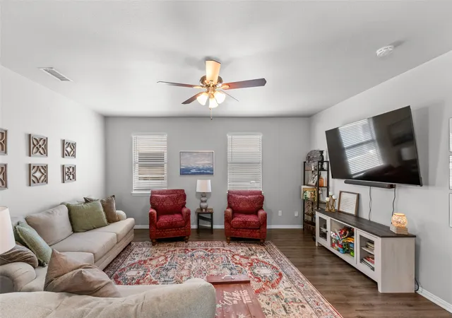 4th image of 9901 Concord Dr, Providence Village, TX 76227 | MLS# 21307808