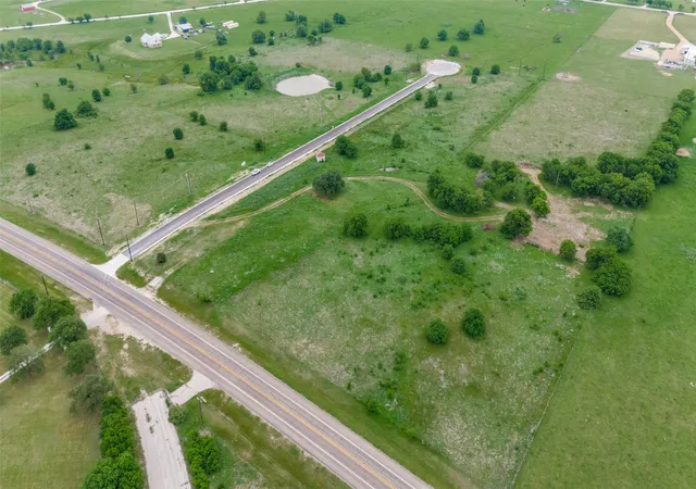 4th image of 0006 Boom Branch Ct, Sanger, TX 76266 | MLS# 21314124
