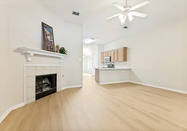 Photo 4 of Sale Pending at 4812 Carrotwood Dr, Fort Worth, TX 76244 | MLS# 21314130 | Listing updated on 2026-07-11